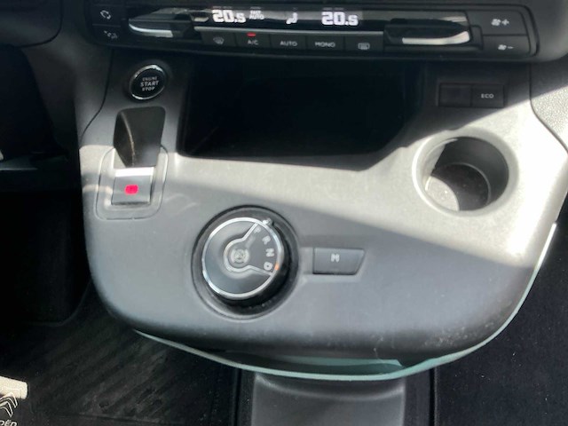 Citroen - 2022 - berlingo xl - 1.2 p.tech shine 7p - personenauto - afbeelding 37 van  78