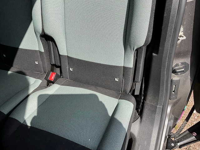 Citroen - 2022 - berlingo xl - 1.2 p.tech shine 7p - personenauto - afbeelding 47 van  78
