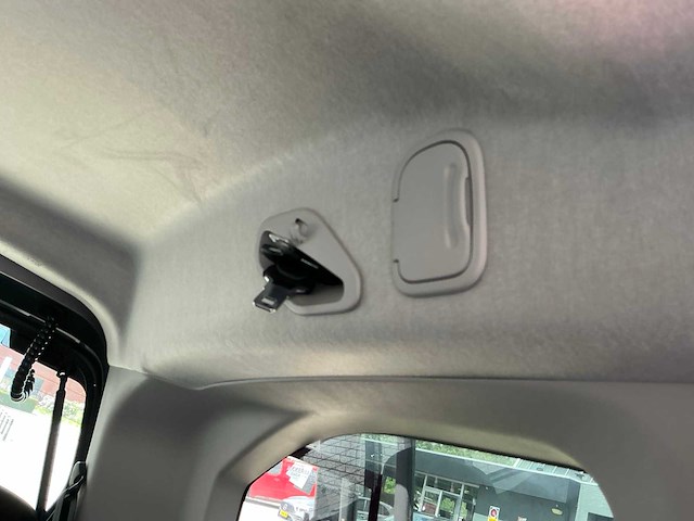 Citroen - 2022 - berlingo xl - 1.2 p.tech shine 7p - personenauto - afbeelding 52 van  78