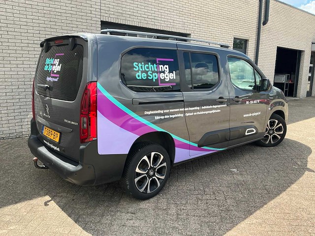 Citroen - 2022 - berlingo xl - 1.2 p.tech shine 7p - personenauto - afbeelding 45 van  78