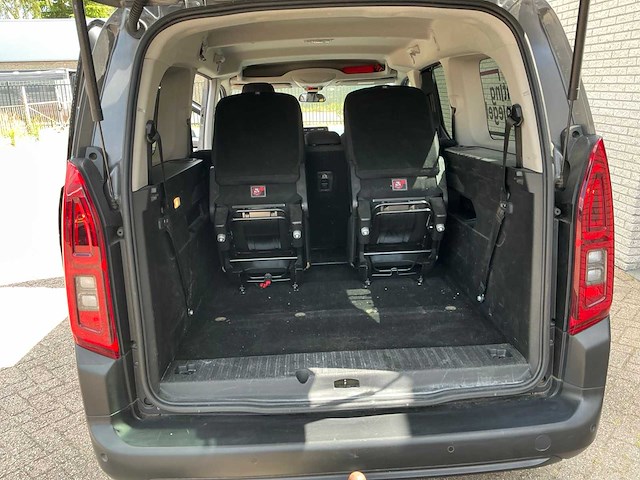 Citroen - 2022 - berlingo xl - 1.2 p.tech shine 7p - personenauto - afbeelding 64 van  78