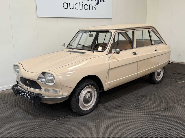 Citroen - ami 8 - oldtimer - 1975 - afbeelding 1 van  32