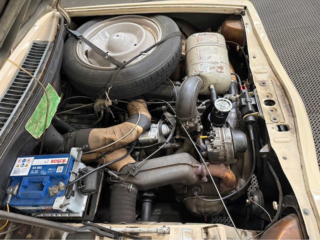 Citroen - ami 8 - oldtimer - 1975 - afbeelding 15 van  32