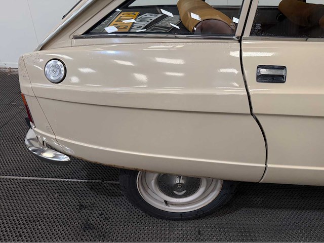 Citroen - ami 8 - oldtimer - 1975 - afbeelding 24 van  32