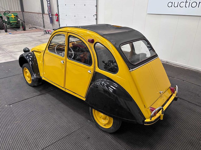 Citroen - az - am - 2cv - oldtimer - afbeelding 3 van  31