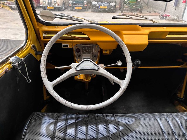 Citroen - az - am - 2cv - oldtimer - afbeelding 4 van  31