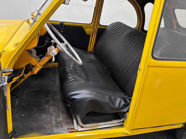 Citroen - az - am - 2cv - oldtimer - afbeelding 2 van  15