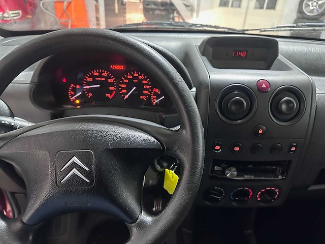 Citroen - berlingo - 1.4i cinqspace club - 51-nf-nn - afbeelding 3 van  18
