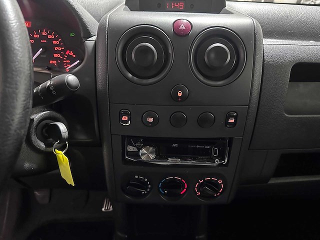 Citroen - berlingo - 1.4i cinqspace club - 51-nf-nn - afbeelding 6 van  18