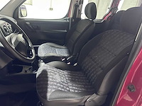 Citroen - berlingo - 1.4i cinqspace club - 51-nf-nn - afbeelding 7 van  18