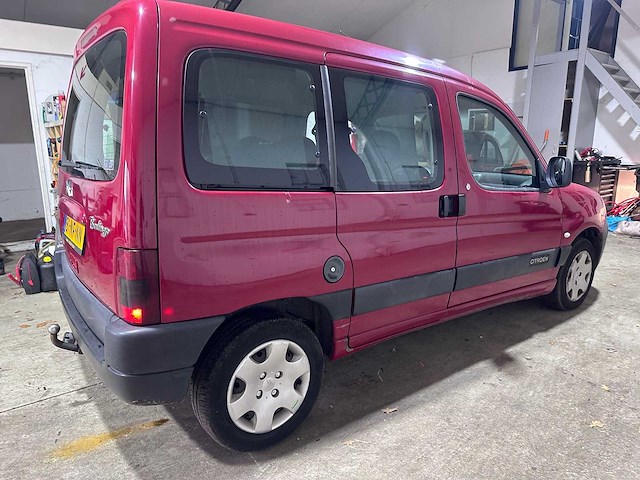 Citroen - berlingo - 1.4i cinqspace club - 51-nf-nn - afbeelding 14 van  18