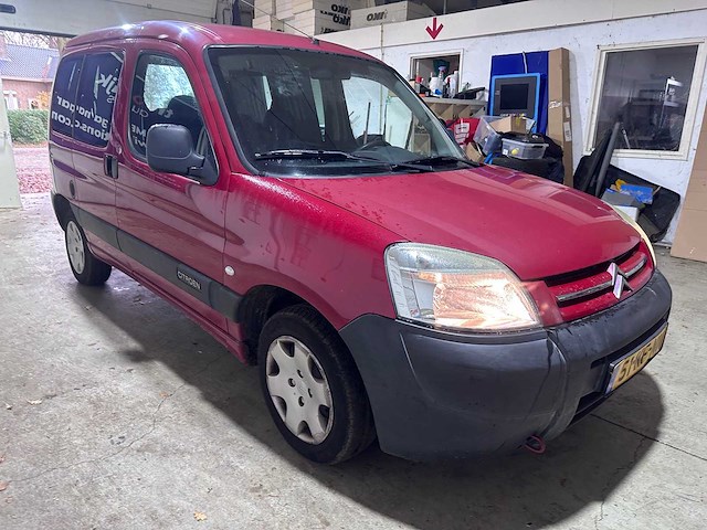 Citroen - berlingo - 1.4i cinqspace club - 51-nf-nn - afbeelding 17 van  18