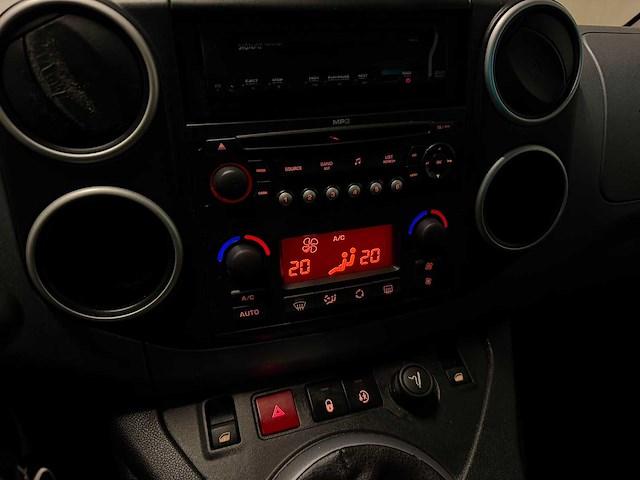 Citroen - berlingo - 1.6-16v xtr 14-jxn-1 2009 iaw - afbeelding 16 van  19