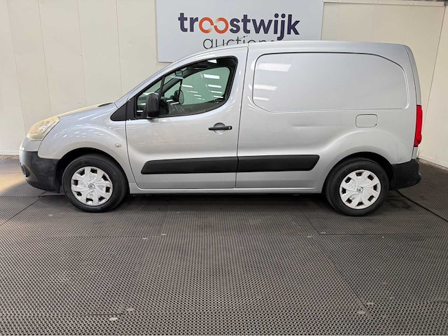 Citroen - berlingo - 1.6 hdif 500 club ec - bedrijfswagen - 2011 - afbeelding 12 van  29