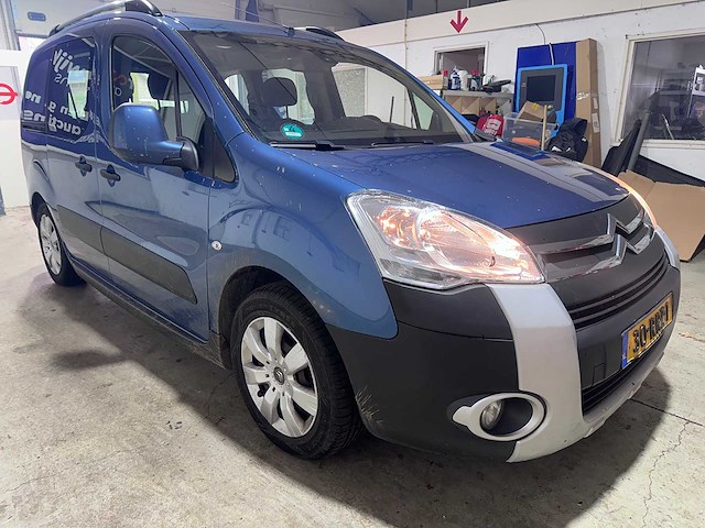 Citroen - berlingo - 1.6 vti 120 xtr - 30-rrz-1- 2011 - afbeelding 12 van  16