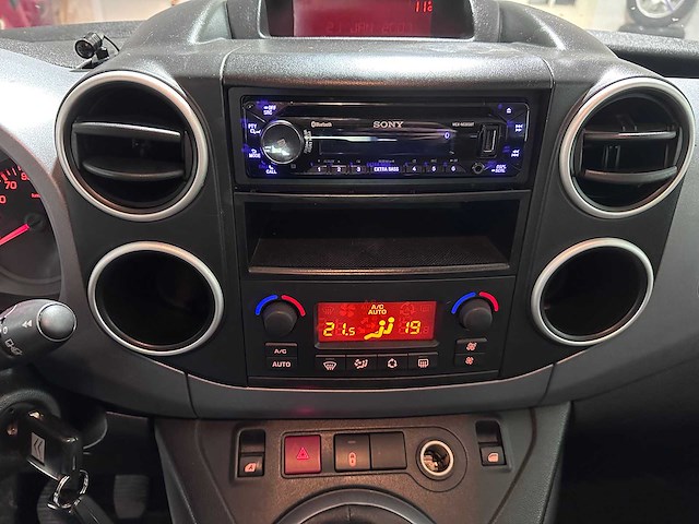 Citroen - berlingo - 1.6 vti 120 xtr - 30-rrz-1- 2011 - afbeelding 2 van  8