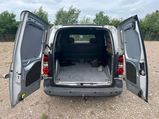 Citroen - berlingo 1.6 bluehdi 100 club, v-467-bj - afbeelding 12 van  15