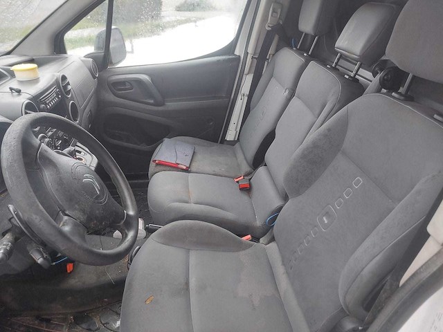 Citroën - berlingo xl 1.6 e-hdi 600 club automaat airco - van - afbeelding 12 van  14