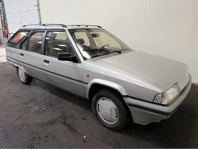 Citroen - bx - 19 trs - oldtimer - 1986 - afbeelding 22 van  24