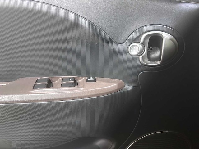 Citroen - c-zero - 4-persoons 16 kwh - 9-kbt-07- 2013 - afbeelding 1 van  11