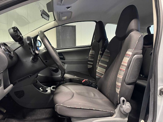 Citroen - c1 - 1.0-12v selection 2011 24-stg-8 iaw - afbeelding 9 van  20