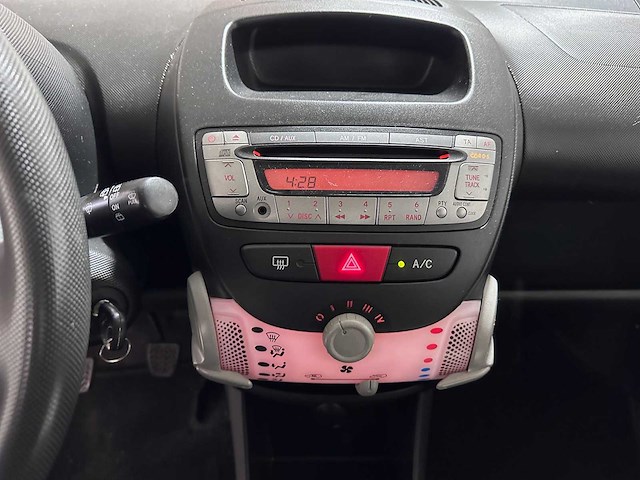 Citroen - c1 - 1.0 attraction - 68-trf-1 - afbeelding 4 van  16