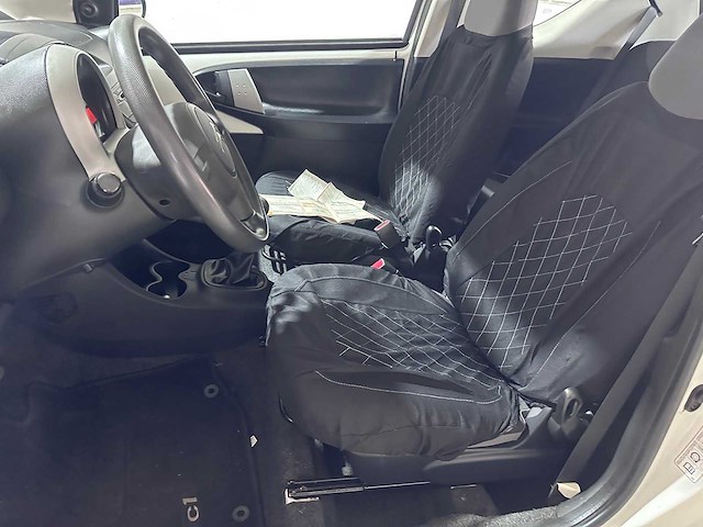 Citroen - c1 - 1.0 attraction - 68-trf-1 - afbeelding 5 van  16