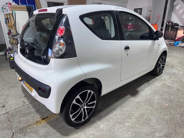 Citroen - c1 - 1.0 attraction - 68-trf-1 - afbeelding 12 van  16