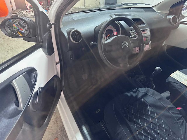 Citroen - c1 - 1.0 attraction - 68-trf-1 - afbeelding 16 van  16