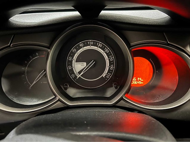 Citroen - c3 - 1.2 puretech selection - personenauto - 2016 - afbeelding 25 van  25