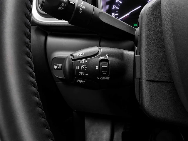 Citroen - c3 - 1.2 puretech shine pp-600-n 2017 iaw - afbeelding 29 van  33