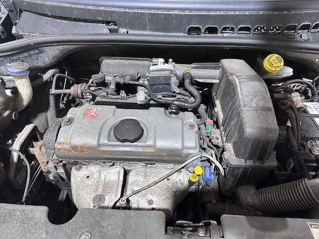 Citroen - c3 pluriel - 1.4i - h-942-kr- 2005 - afbeelding 1 van  3
