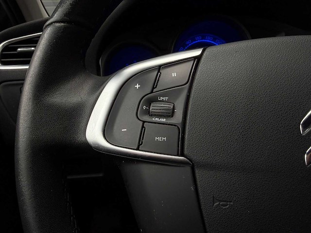 Citroen - c4 - 1.2 puret. shine - car - 2016|jz-974-d|iaw - afbeelding 21 van  21