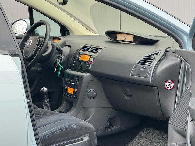 Citroen - c4 - 1.4-16v image - 27-xl-xp - 2007 - afbeelding 16 van  16