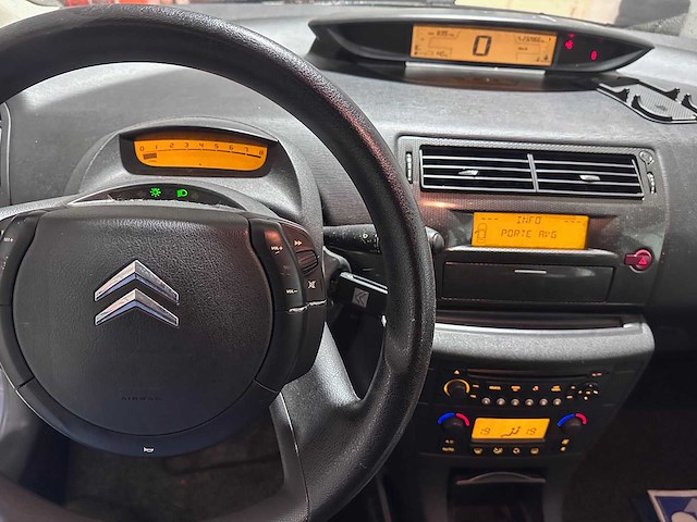 Citroen - c4 - 1.6-16v image - 44-glx-9 - afbeelding 18 van  18