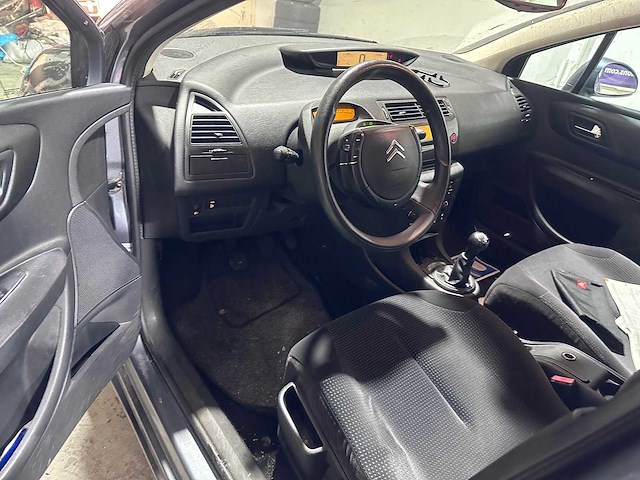 Citroen - c4 - 1.6-16v image - 44-glx-9 - afbeelding 17 van  18