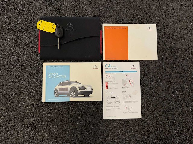 Citroen - c4 cactus - 1.2 puretech shine - jk-939-l- 2016-iaw - afbeelding 25 van  26