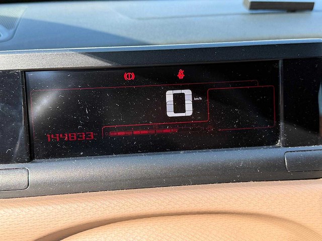 Citroen - c4 cactus - 1.2 puretech shine - personenauto - ns-551-s - 2017 - afbeelding 2 van  10