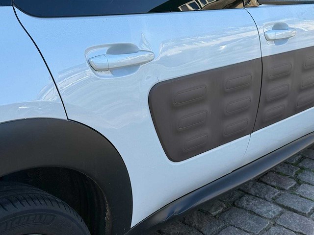 Citroen - c4 cactus - 1.2 puretech shine - personenauto - ns-551-s - 2017 - afbeelding 8 van  10