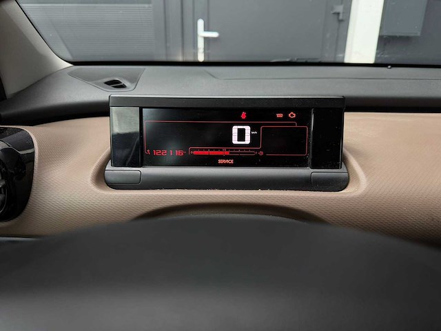 Citroen - c4 cactus - 1.6 bluehdi business - car - 2015|gj-142-k|iaw - afbeelding 23 van  24
