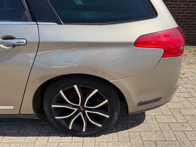 Citroen - c5 - tourer - 2.7 hdif - exclusive personenauto - 2009 - afbeelding 9 van  21