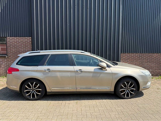 Citroen - c5 - tourer - 2.7 hdif - exclusive personenauto - 2009 - afbeelding 17 van  21