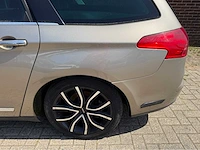 Citroen - c5 - tourer - 2.7 hdif - exclusive personenauto - 2009 - afbeelding 11 van  24