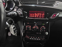 Citroen - ds3 - 1.2 vti so chic - 7-tlx-37- 2014 - afbeelding 3 van  9