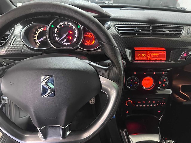 Citroen - ds3 - 1.6 thp sport chic - car - 2011 - afbeelding 15 van  16