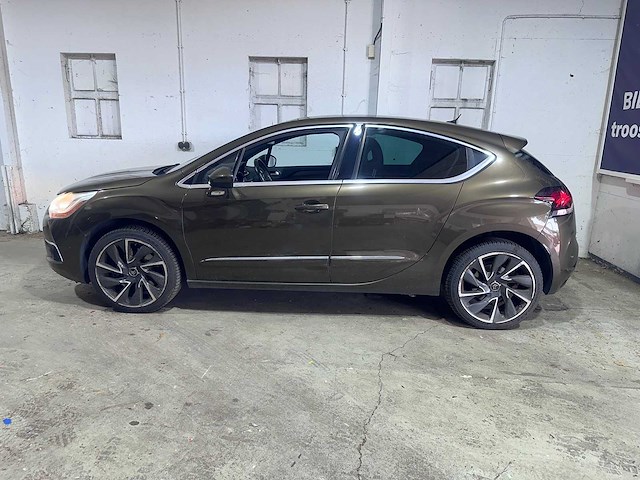 Citroen - ds4 - 1.6 thp sport chic - 24-rls-9 - afbeelding 12 van  21