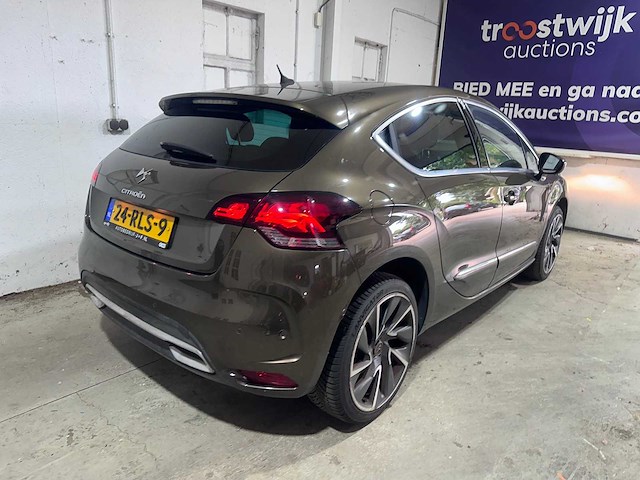 Citroen - ds4 - 1.6 thp sport chic - 24-rls-9 - afbeelding 17 van  21