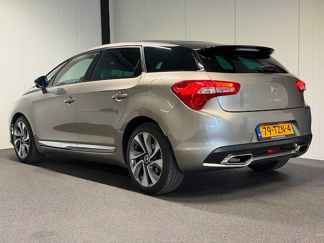 Citroen - ds5 - 1.6 thp so chic 79-tzn-4 2012 iaw - afbeelding 15 van  20