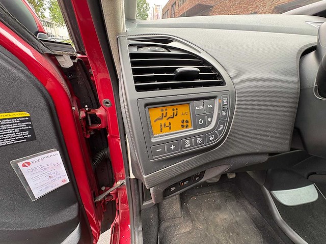 Citroen - grand c4 picasso - 1.6 e-hdi tend egs7p - car - 2013 - afbeelding 2 van  13
