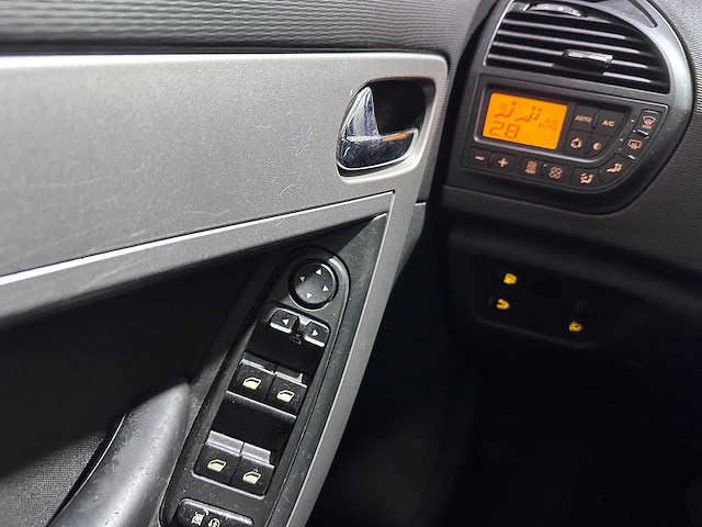 Citroen - grand c4 picasso - 1.6 thp bns eb6v automaat 7p. - 99-nhl-5- 2010 - afbeelding 2 van  11